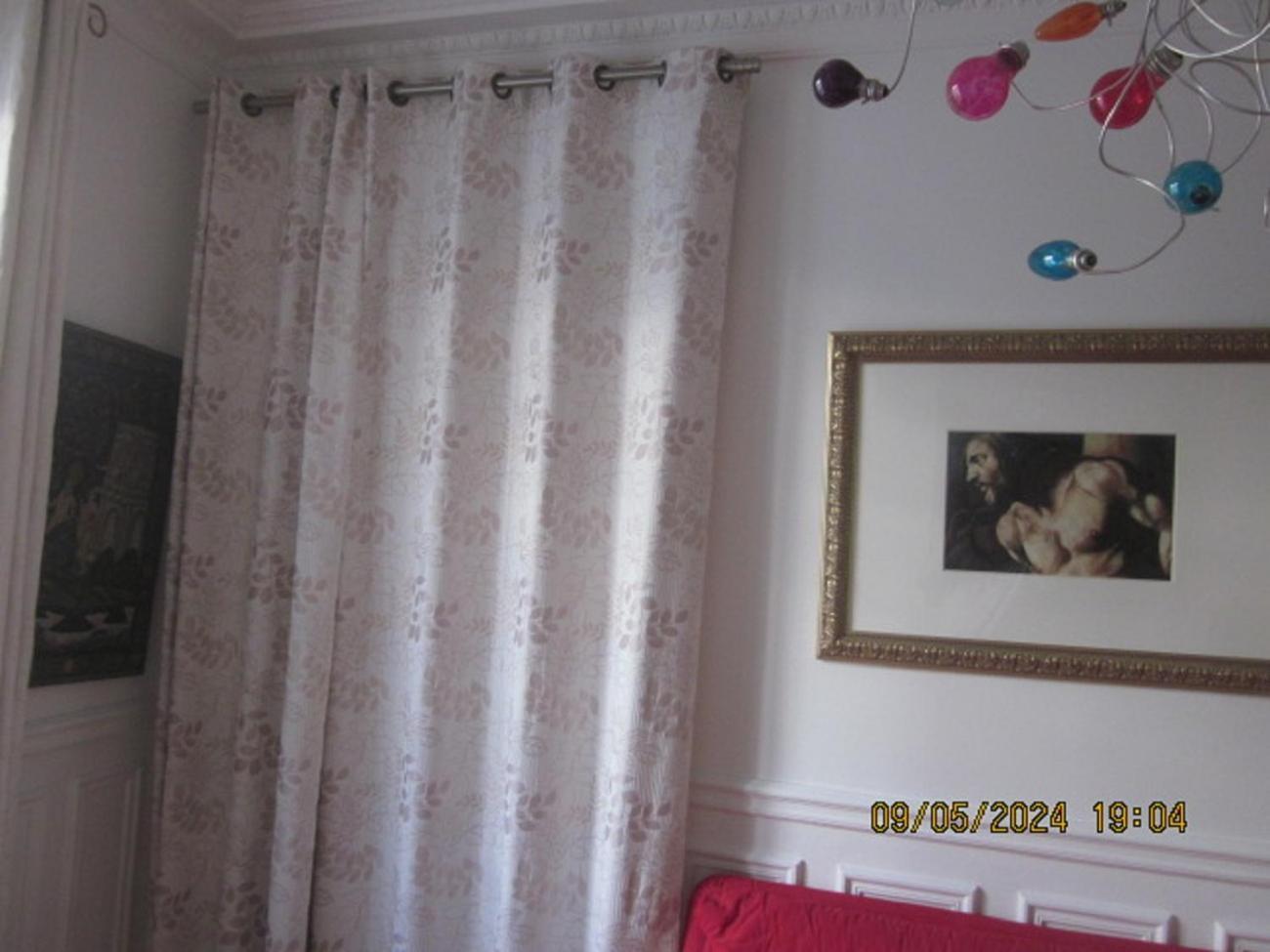 Bed And Breakfast Paris Centre Room photo